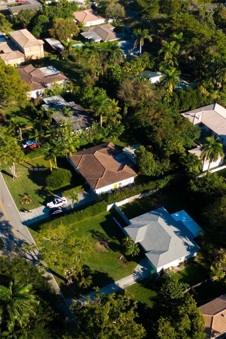 Property Photo: 110 NW 87th St FL 33150