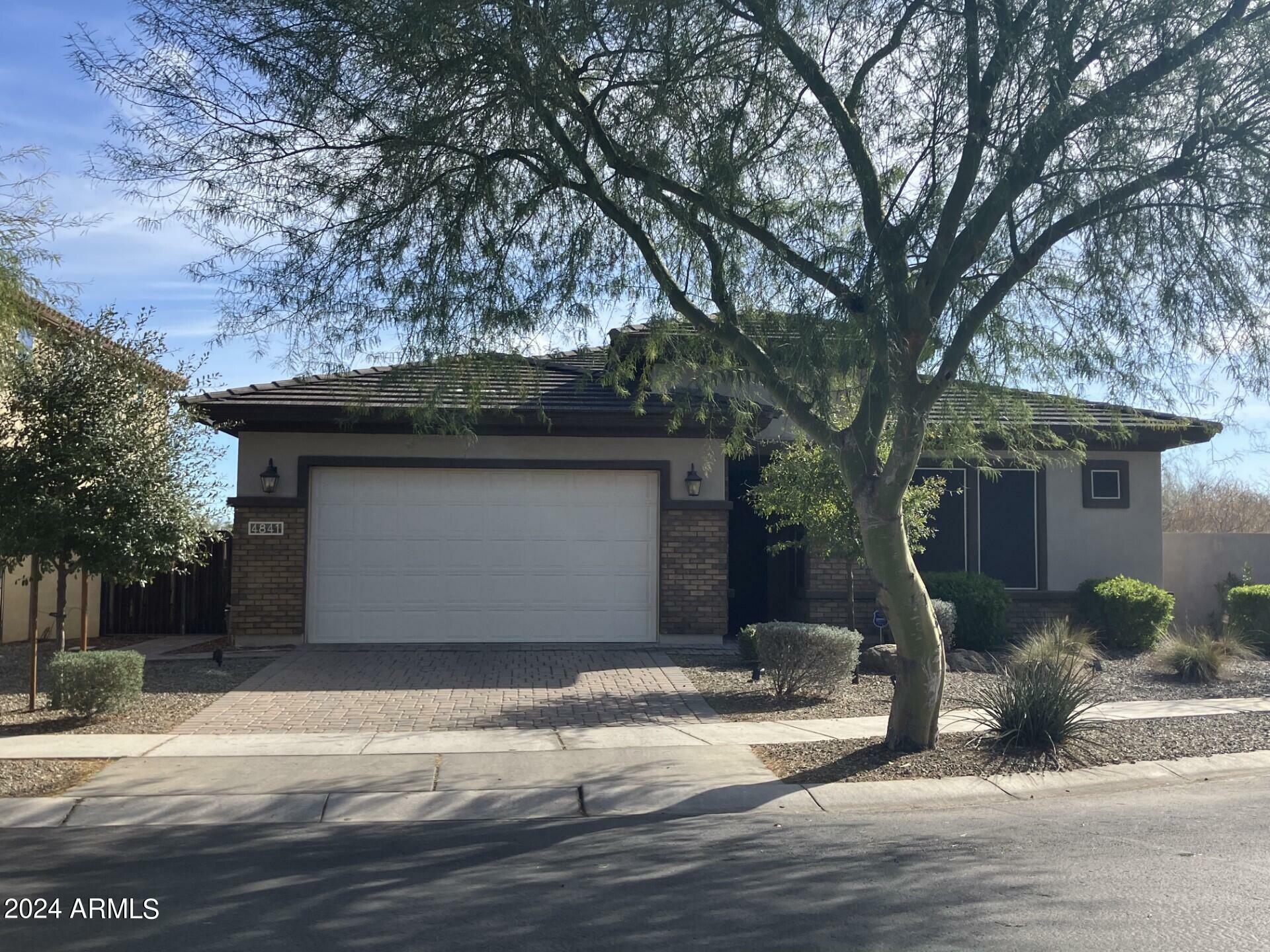 Property Photo:  4841 S Granite Drive  AZ 85249 