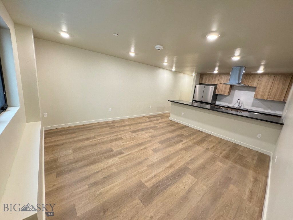 Property Photo:  59 E Park Street 202  MT 59701 