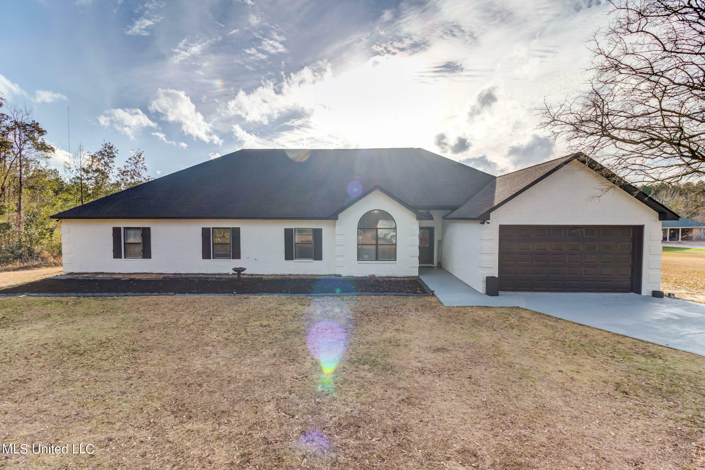 Property Photo:  684 Beaver Dam Road  MS 39573 