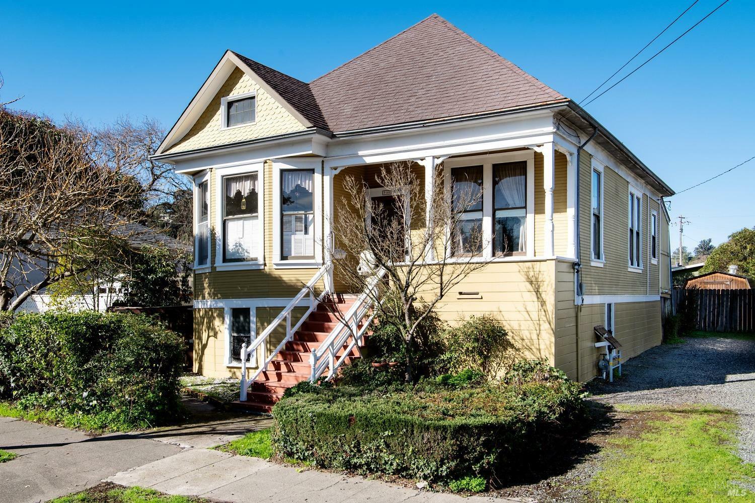 Property Photo:  940 B Street  CA 94952 