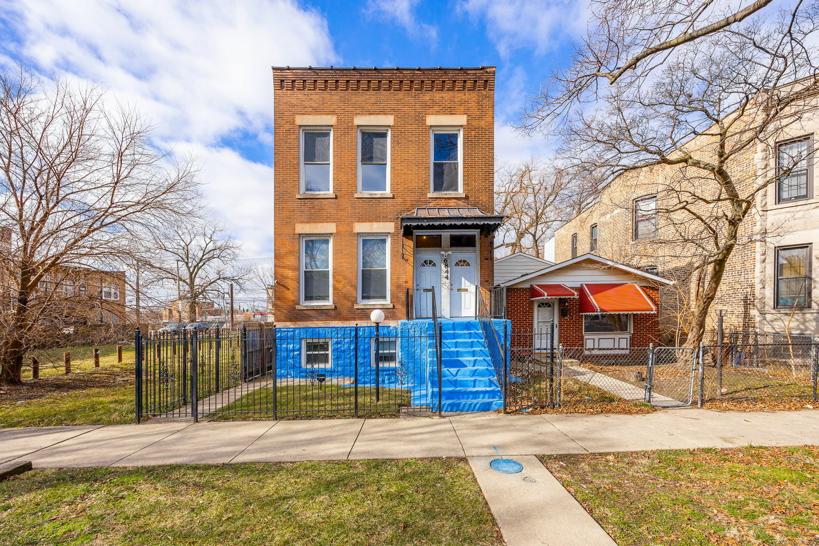 Property Photo: 6844 S Wabash Avenue IL 60637