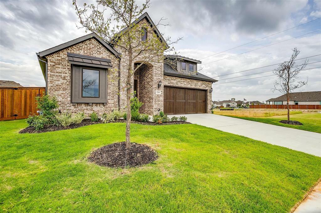 Property Photo:  1214 Ripple Glass Road  TX 76065 