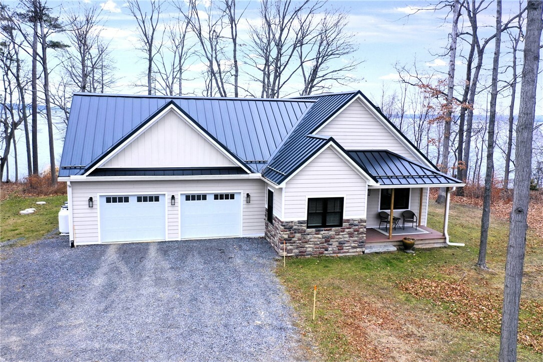 Property Photo:  2057 Perry Point  NY 14527 