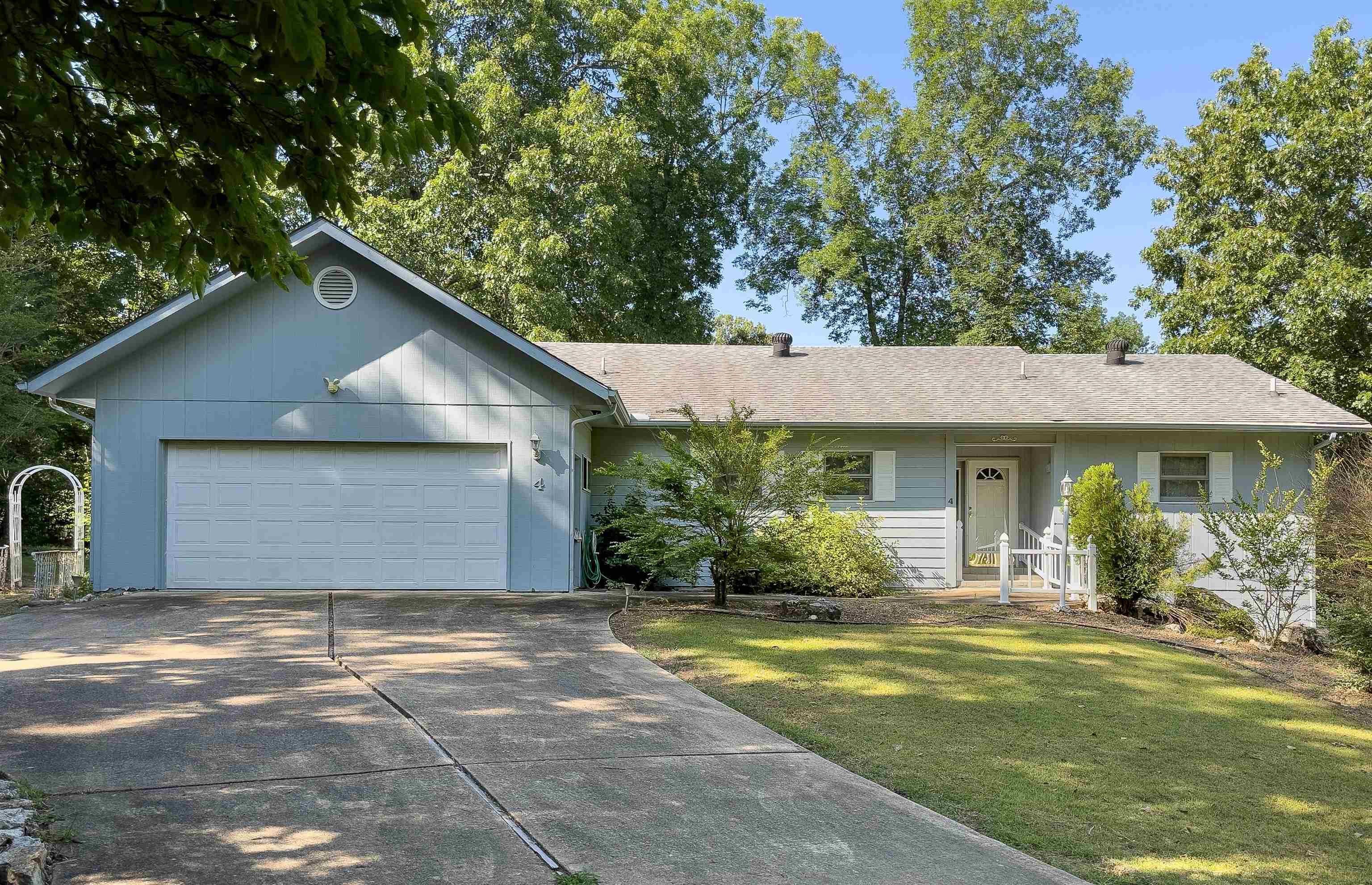 Property Photo: 4 Skeinah Circle AR 72529