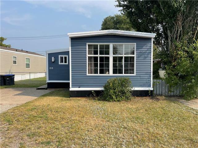 Property Photo:  210 Whiteswan Mobile Home Park  MB R7C 0A3 