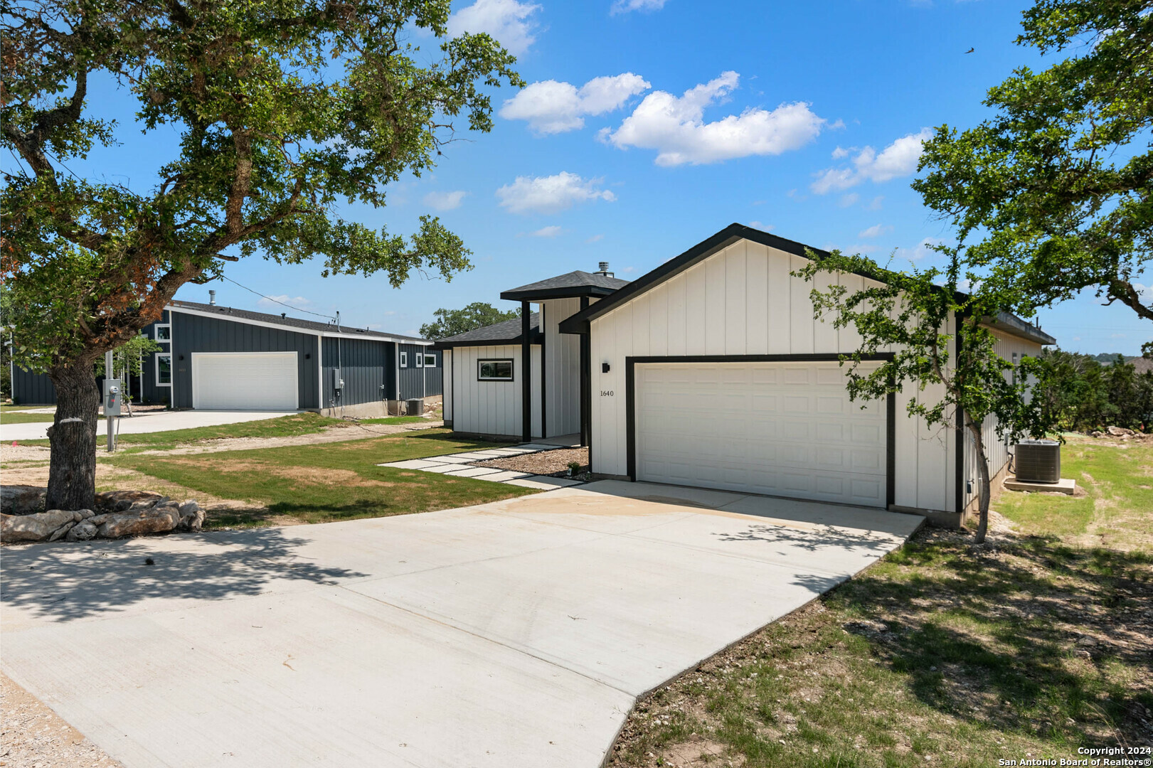 Property Photo:  1640 Rimrock Cove  TX 78070 