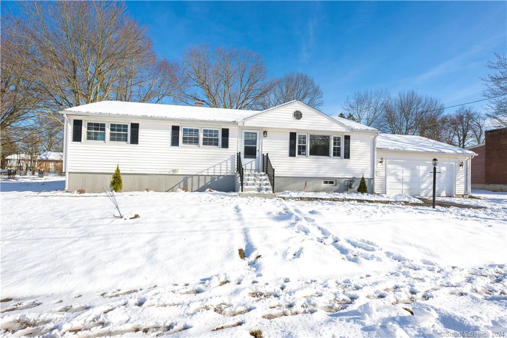 Property Photo:  17 Williamson Road  CT 06517 