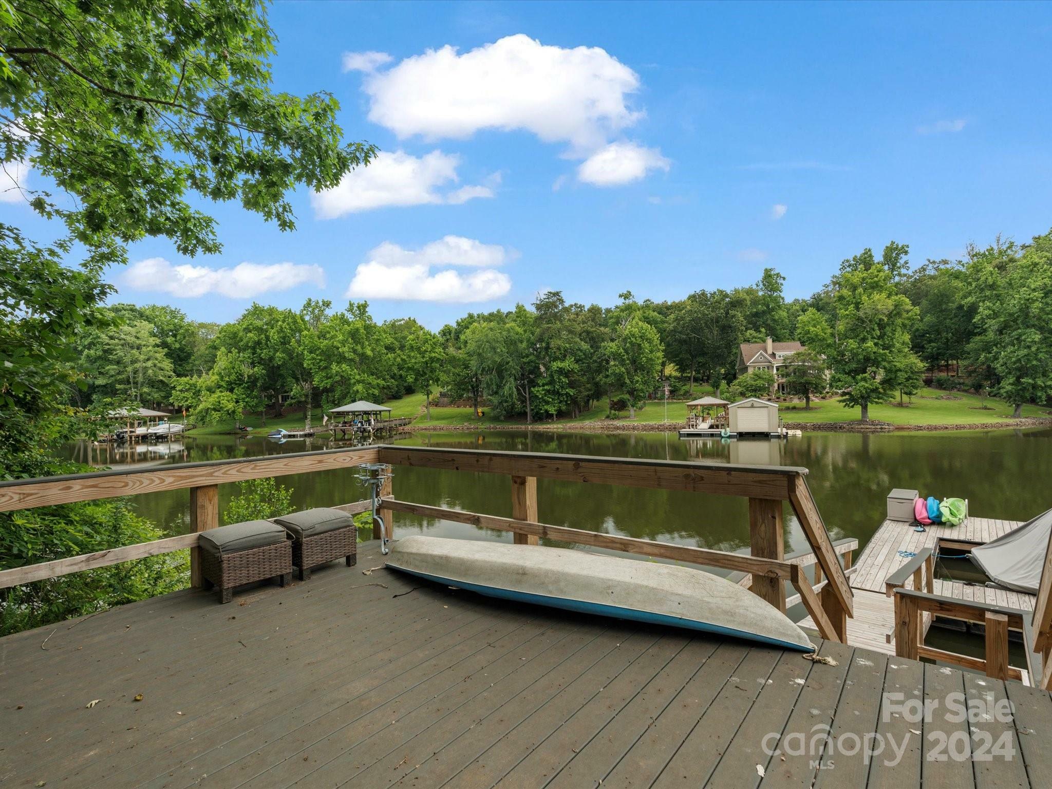 Property Photo:  6220 River Cabin Lane  NC 28278 