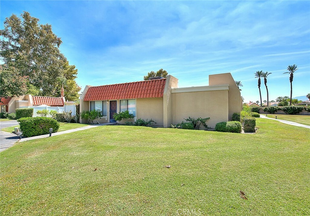 Property Photo:  35974 Lindera Court  CA 92270 