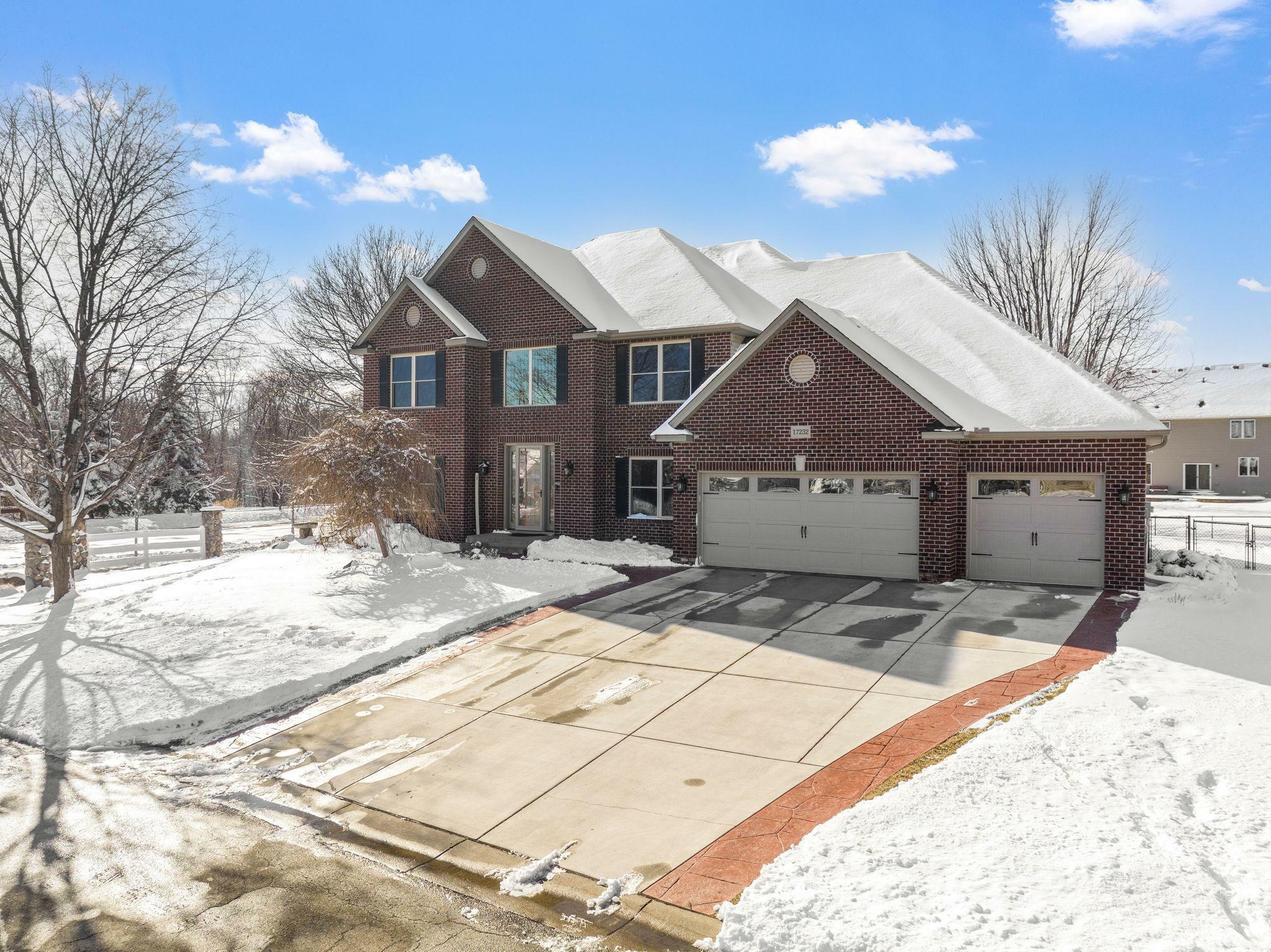 Property Photo:  17232 Deerfield Drive SE  MN 55372 