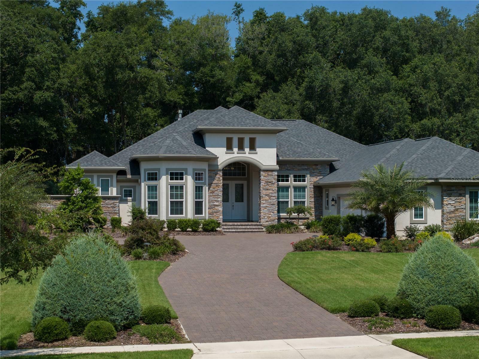 Property Photo: 3078 SW 113th Drive FL 32608