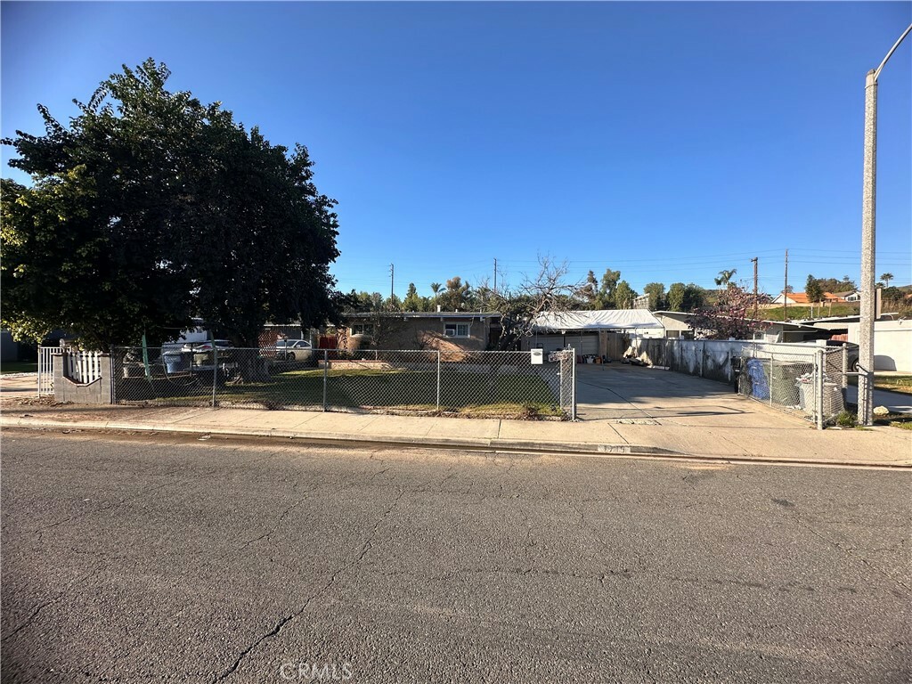 Property Photo:  1719 Calatina Drive  CA 91766 