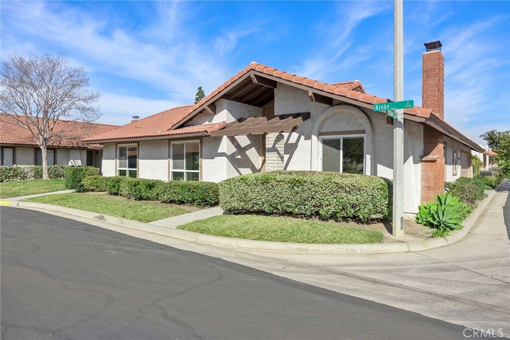 Property Photo:  851 Saint Lucia Way  CA 92870 