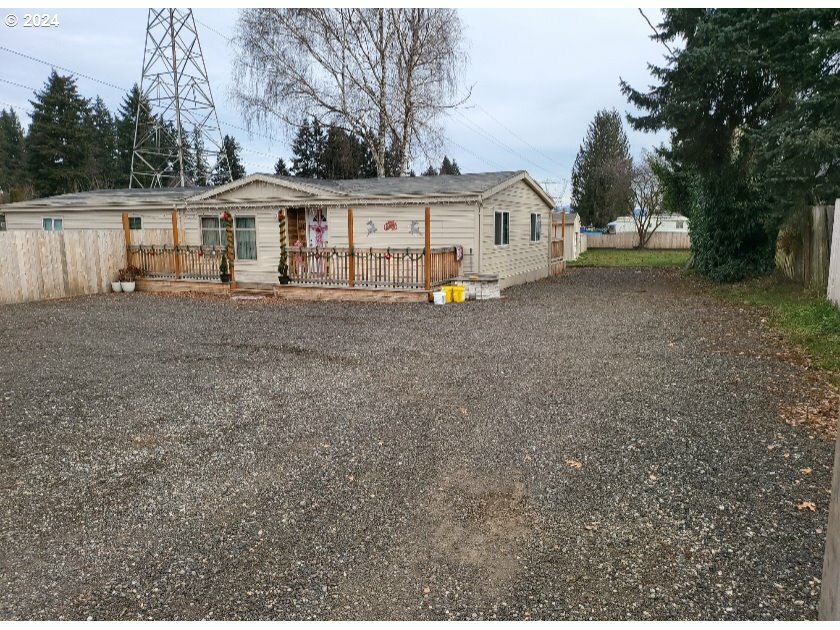 Property Photo:  6601 NE 94th Ave  WA 98662 