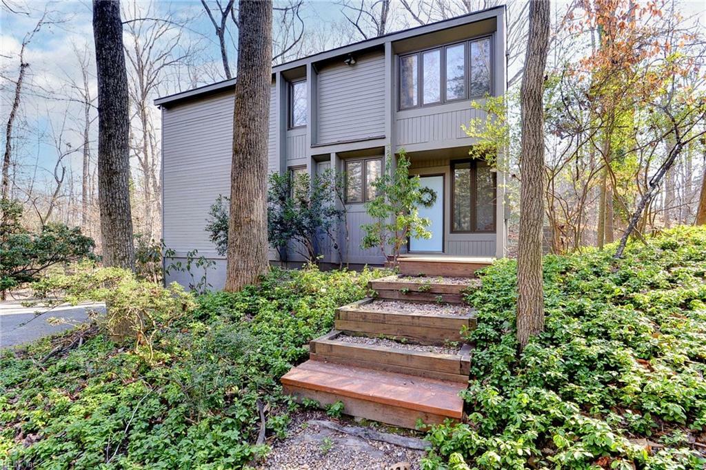 Property Photo:  206 Governors Drive  VA 23185 