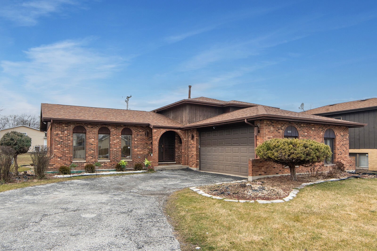 Property Photo:  19010 Farm Crest Terrace  IL 60478 