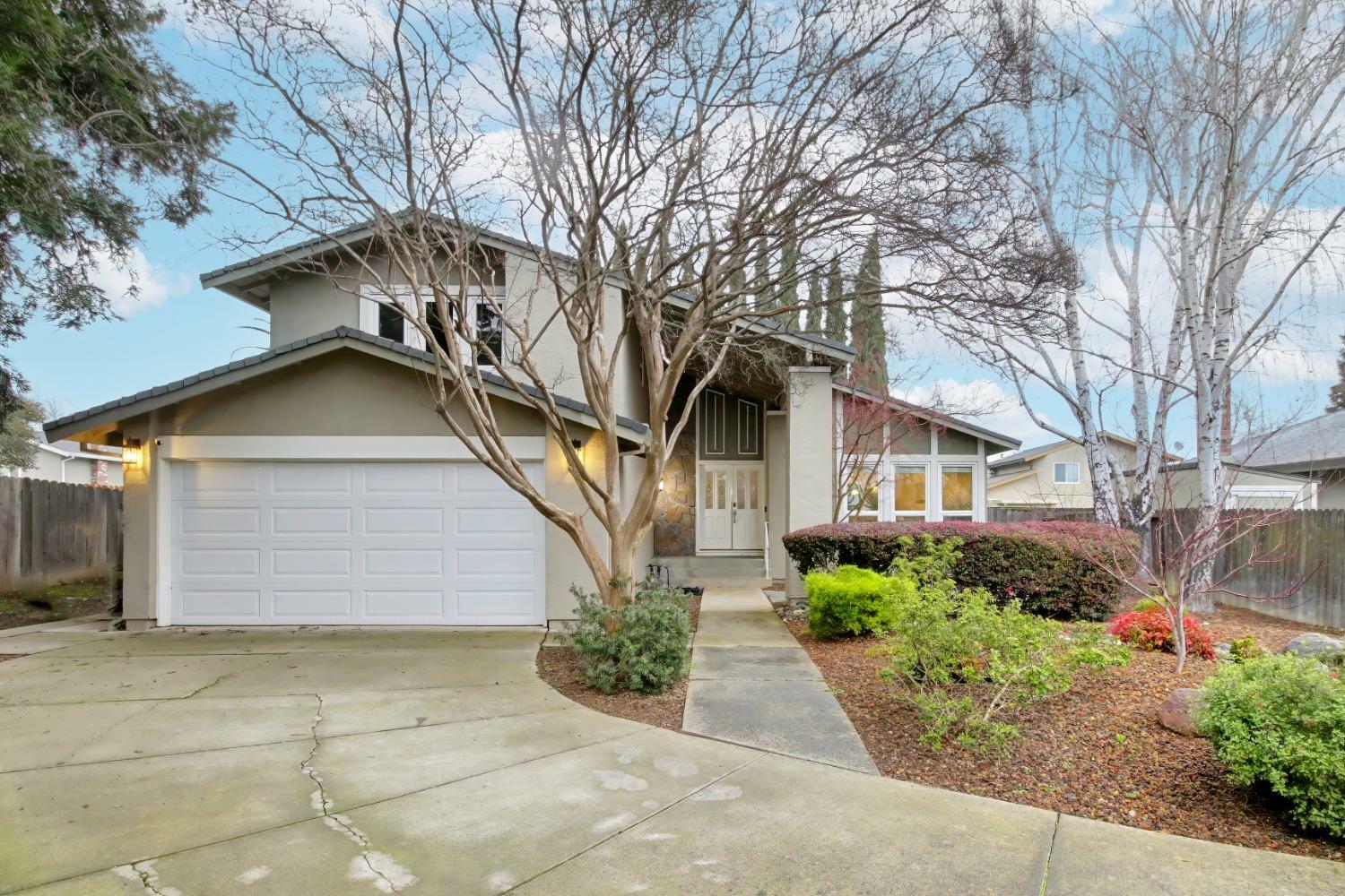 Property Photo:  10134 Elk Wood Court  CA 95624 