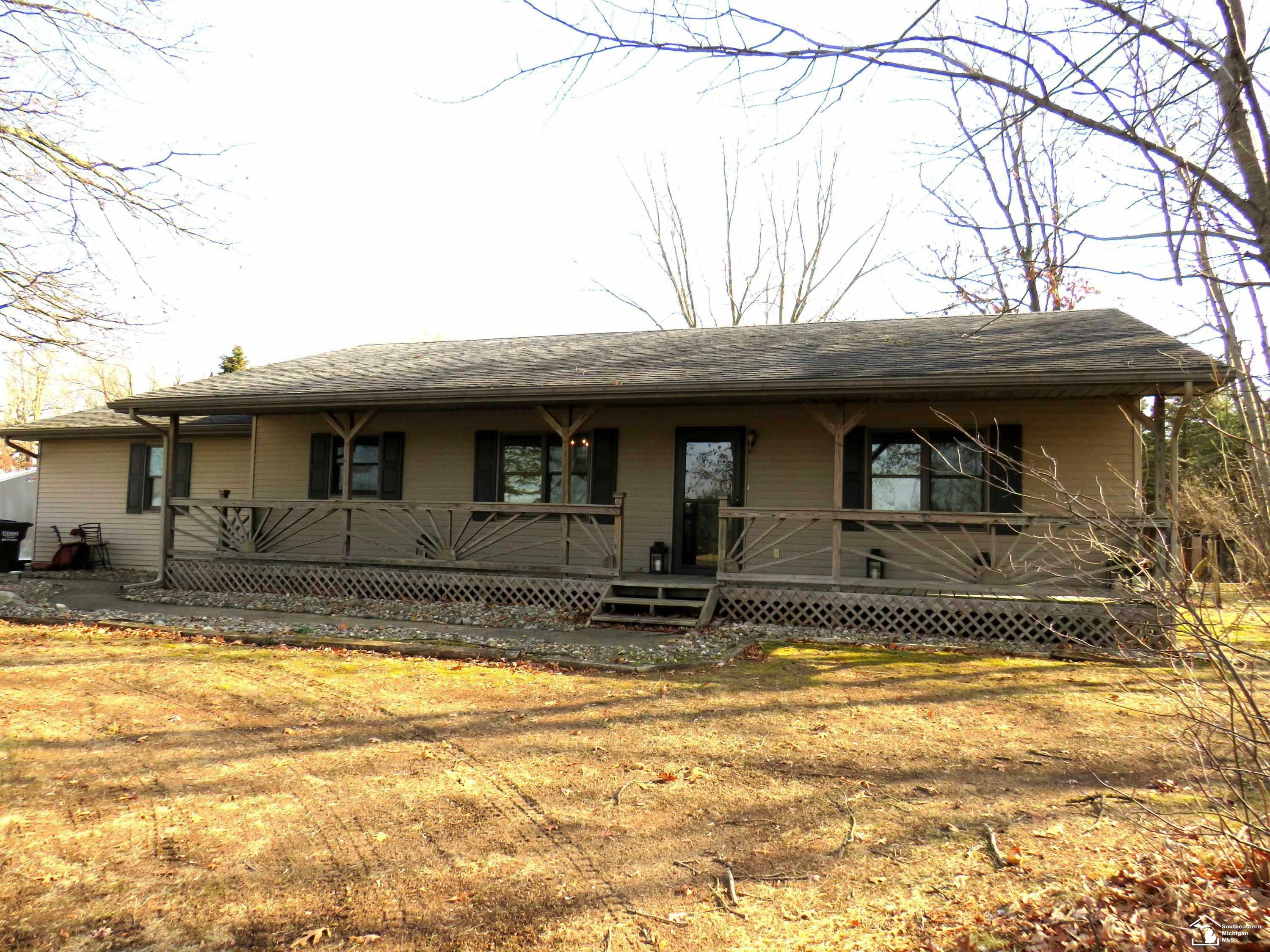 Property Photo:  4903 Wells  MI 49270 