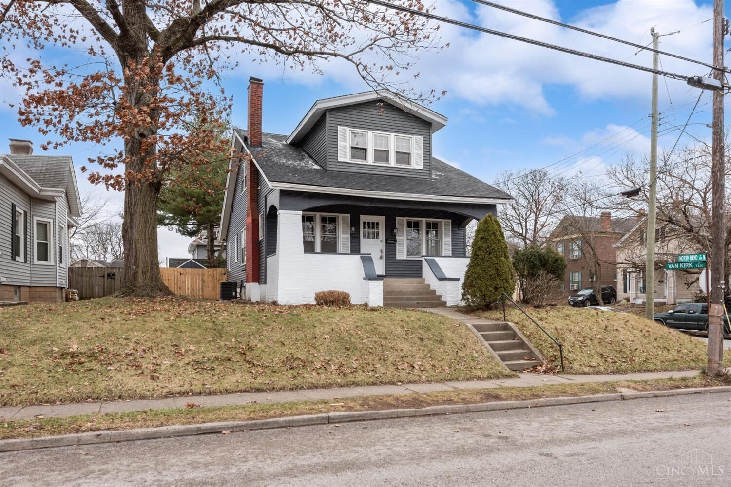 Property Photo: 189 W North Bend Road OH 45216