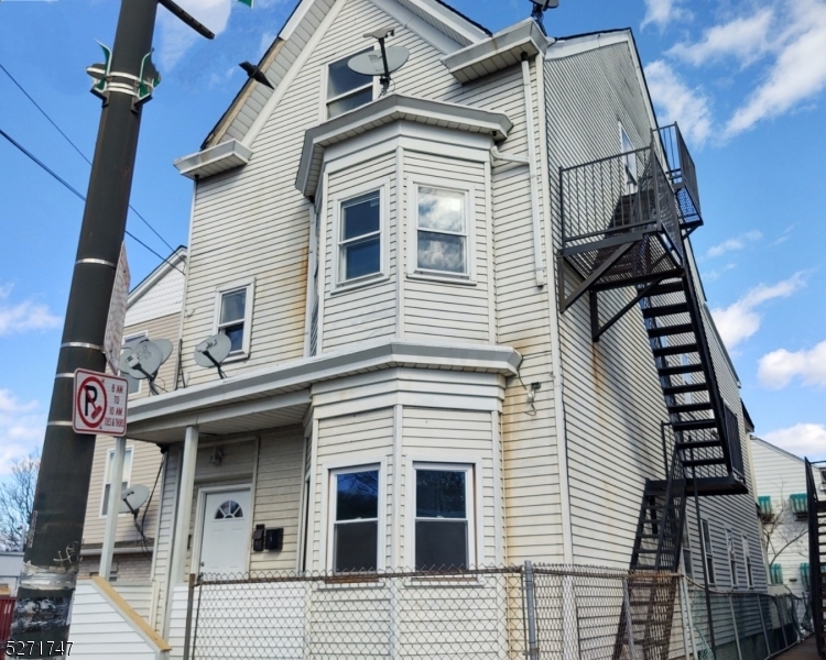 Property Photo:  819 Main St  NJ 07503 