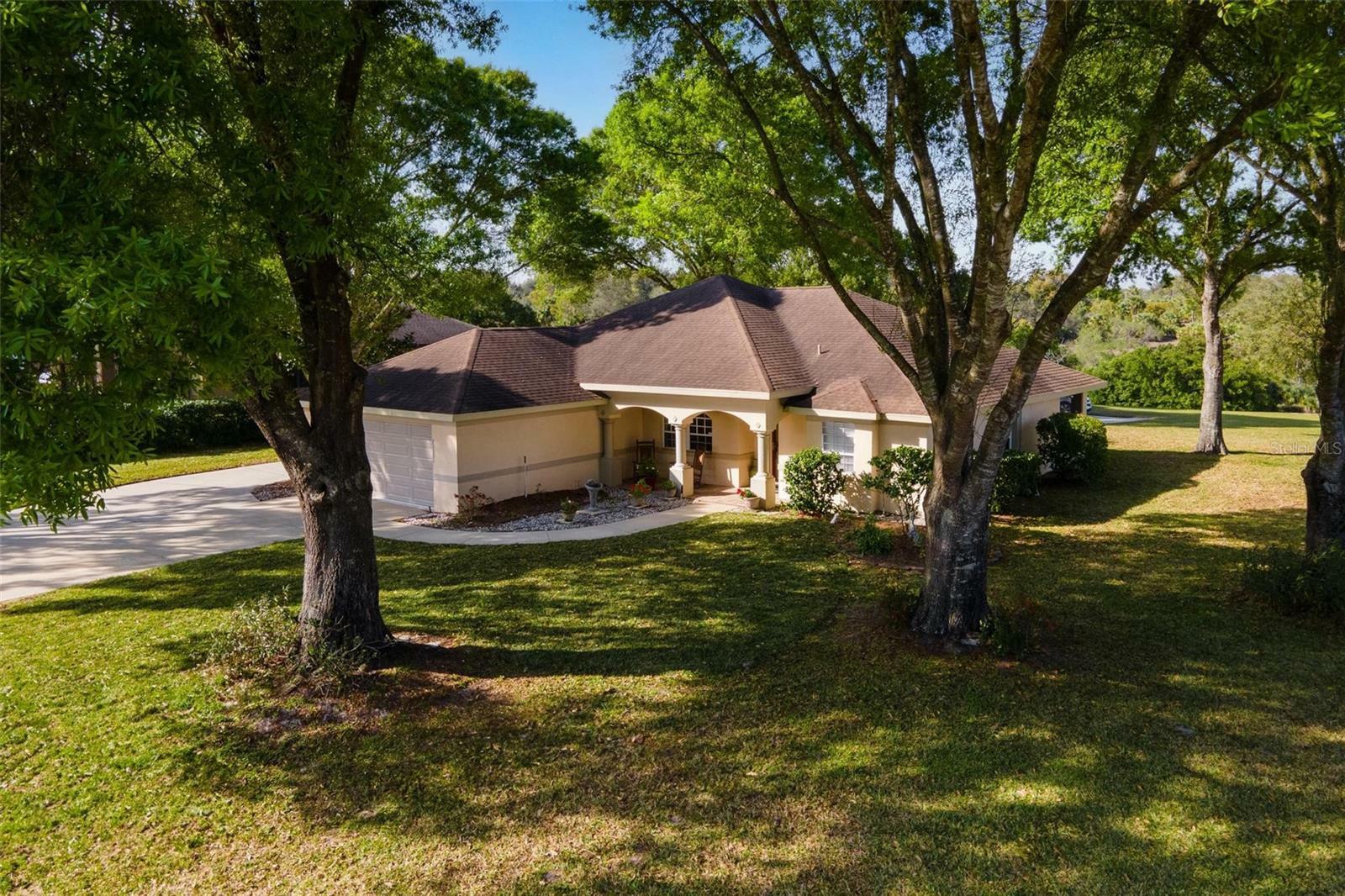 Property Photo:  22201 Scenic Ridge Court  FL 32757 