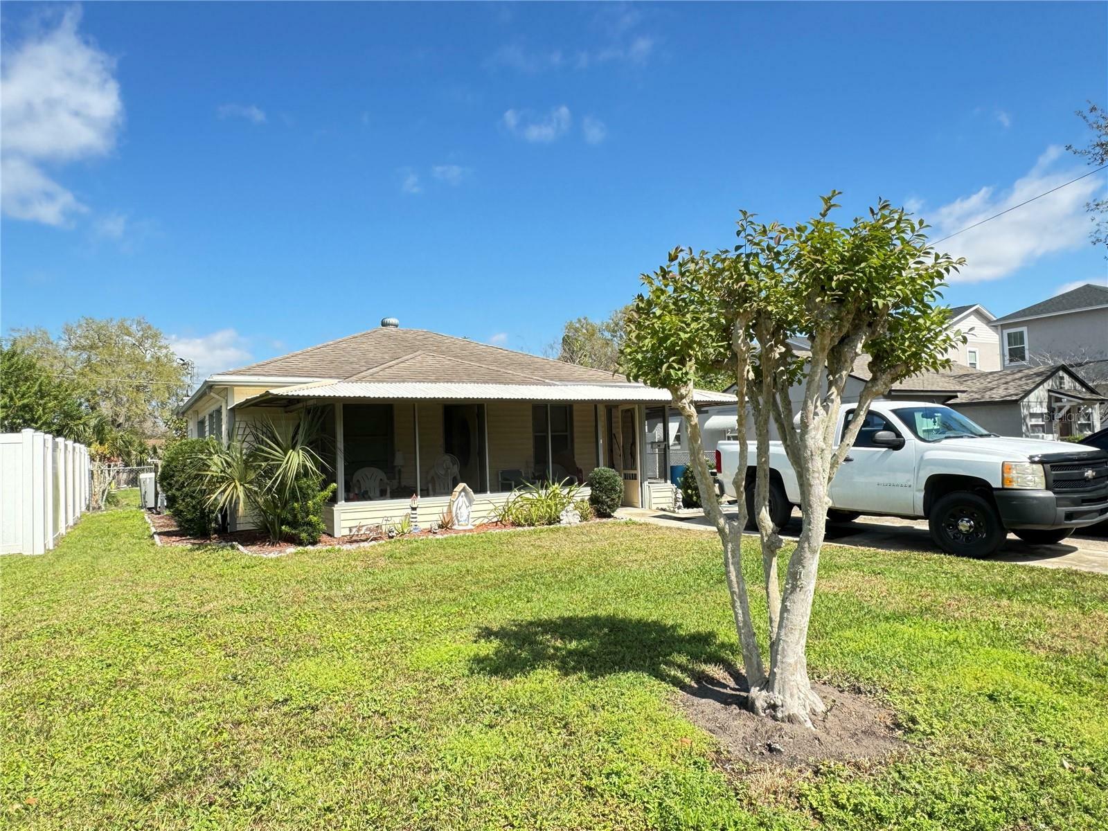 Property Photo:  213 W Story Road  FL 34787 