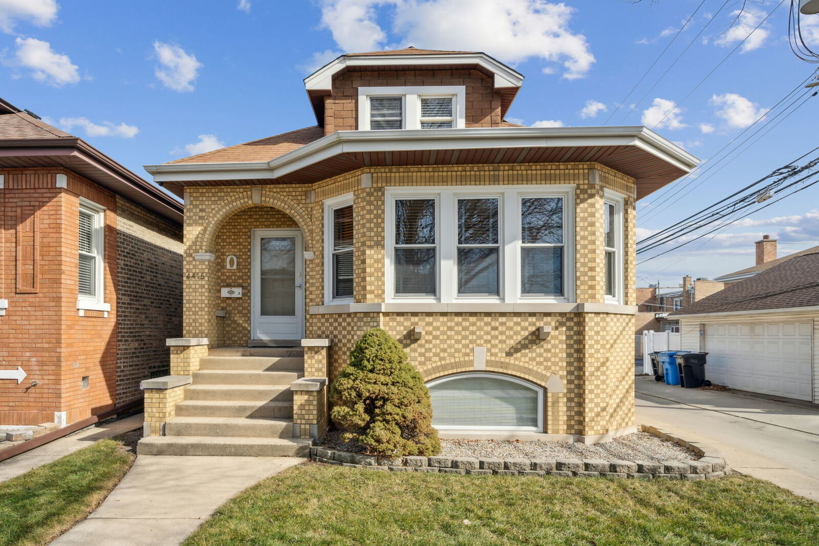 Property Photo:  4415 N Mason Avenue  IL 60630 