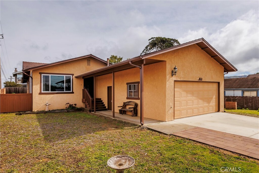 Property Photo:  1700 7th Street  CA 93402 