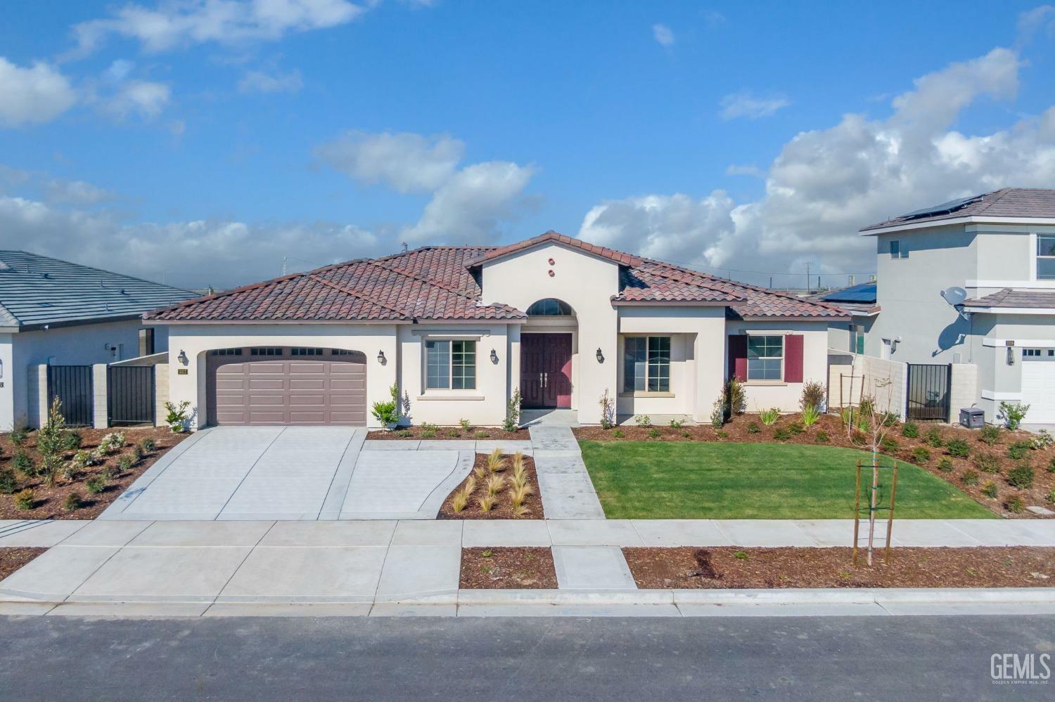 Property Photo:  3317 Ashley Court  CA 93311 