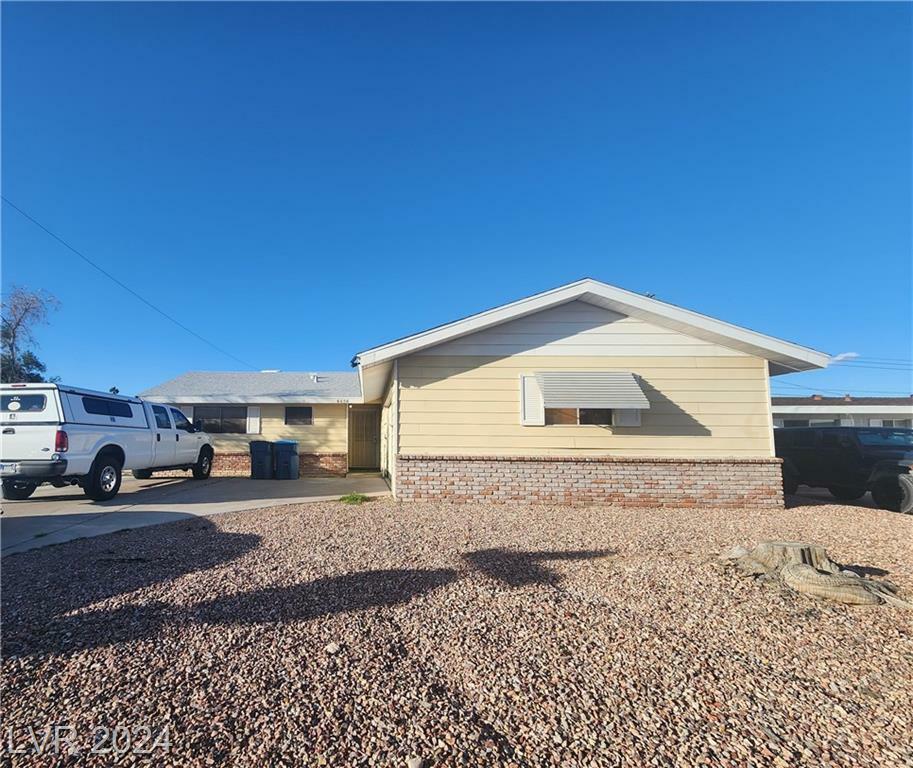 Property Photo:  6456 Bristol Way  NV 89107 