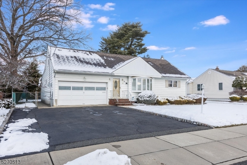 Property Photo:  122 Robin Hood Rd  NJ 07013 