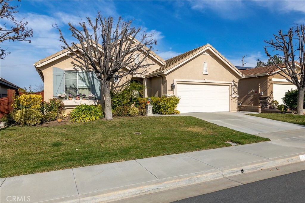 Property Photo:  39276 Beringer Drive  CA 92563 