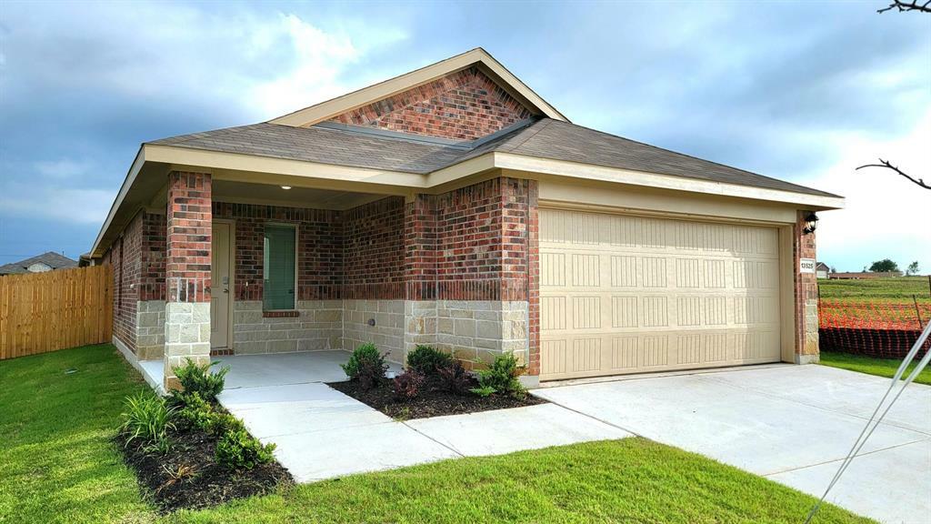 Property Photo: 13525 Stage Coach Lane TX 76035
