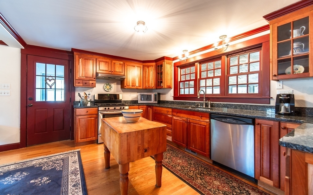 Property Photo: 1165 Bradley Rd MA 01118
