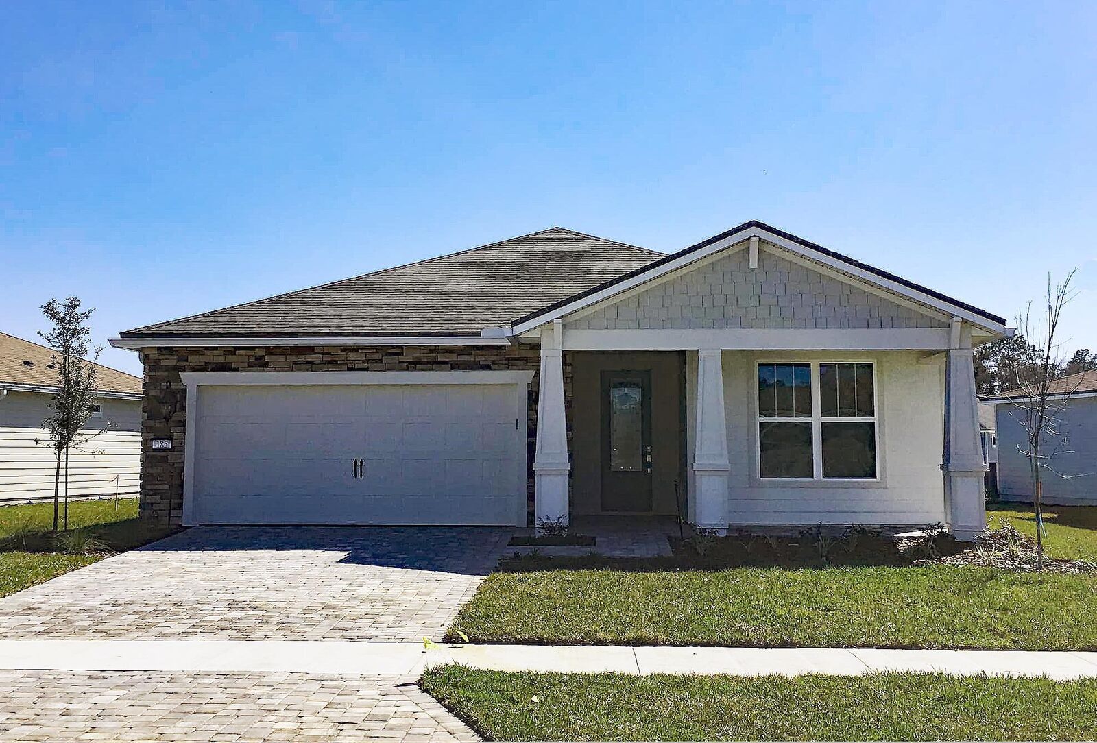 Property Photo: 185 Hickory Pine Dr FL 32092