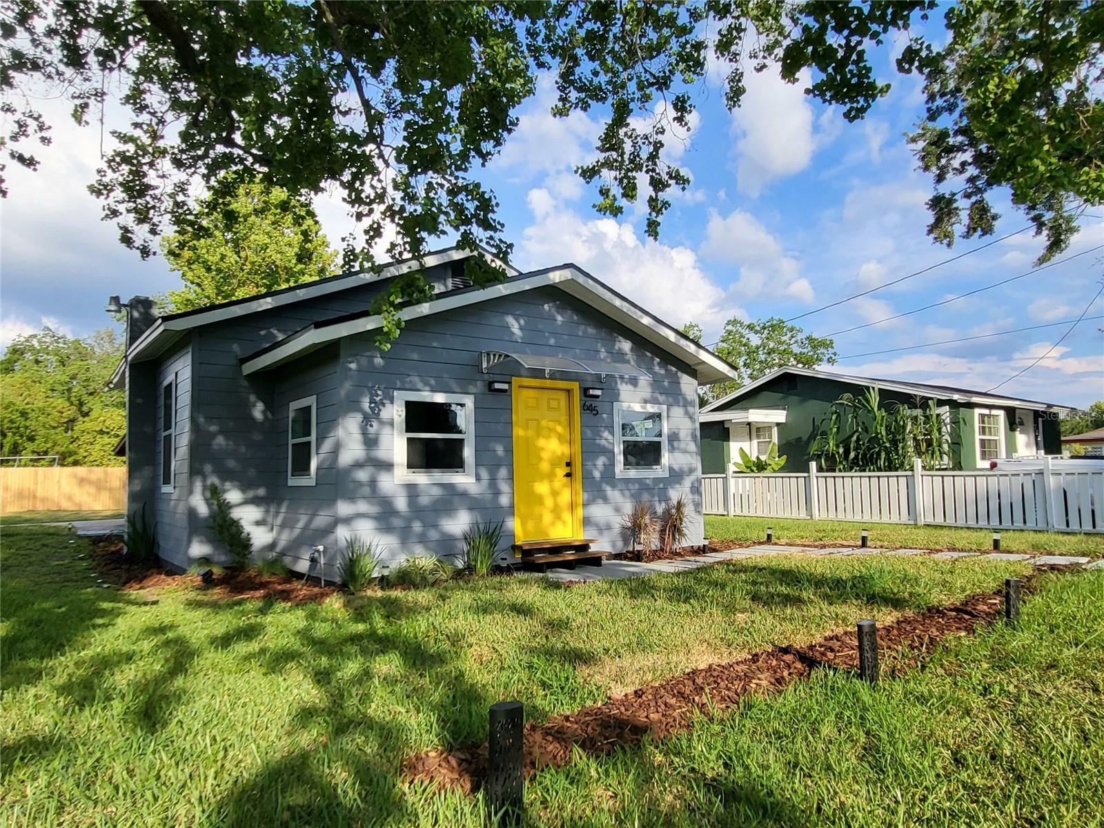 Property Photo:  645 Summer Street  FL 34787 