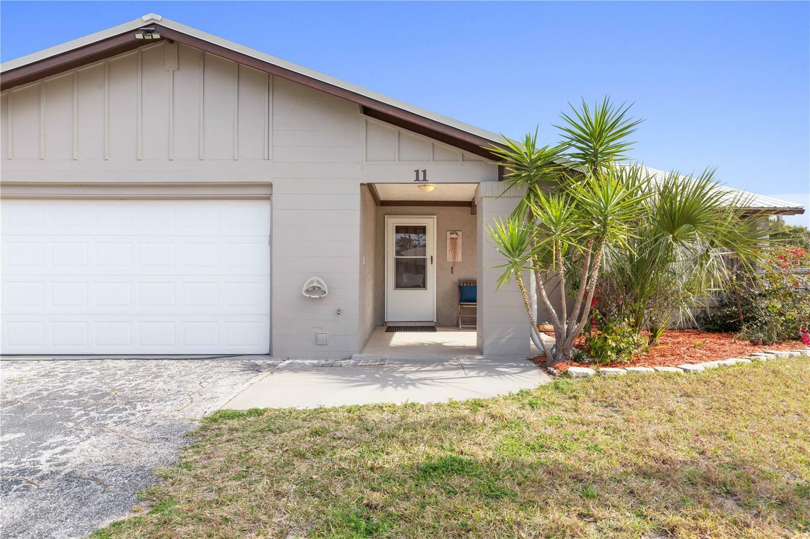 Property Photo:  11 Ferdinand Lane  FL 32137 