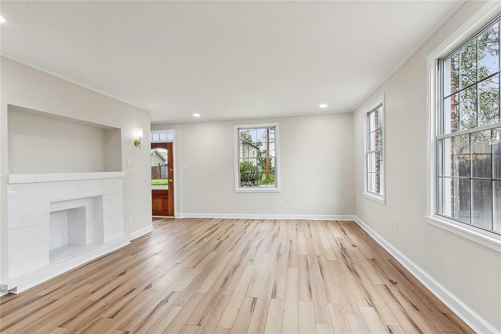 Property Photo:  4622 Rosedale Drive  LA 70001 