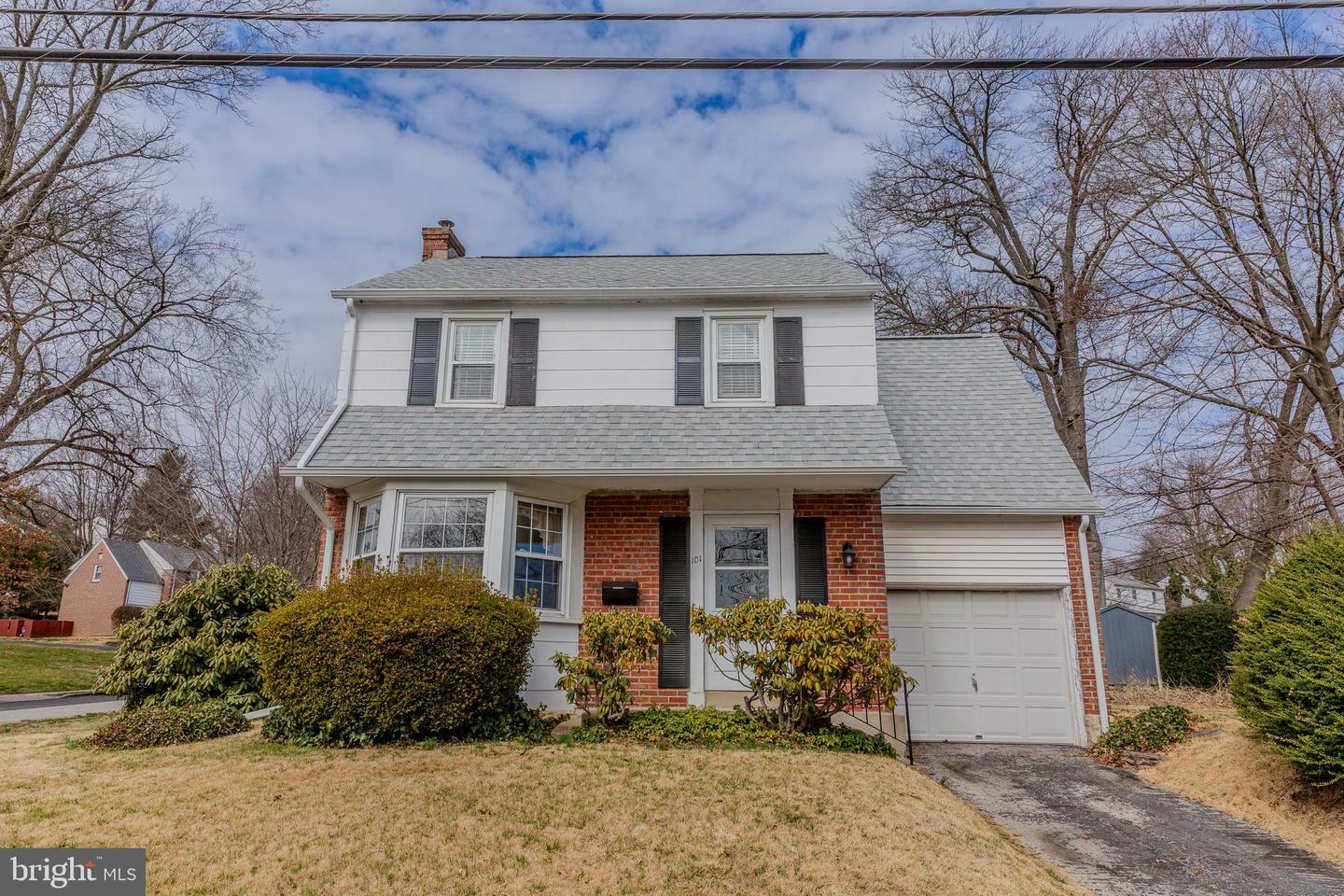 Property Photo: 101 Myrtle Avenue PA 19083