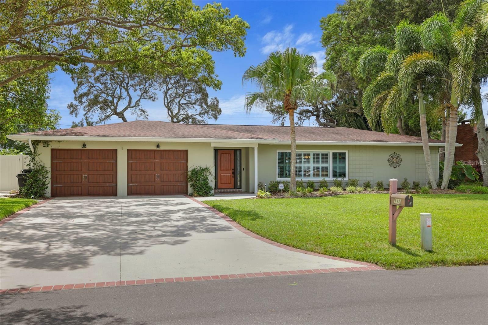 Property Photo:  115 Oakwood Drive  FL 33770 