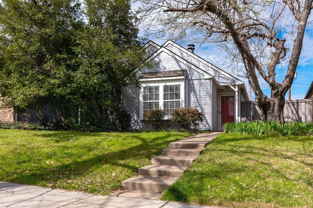 Property Photo: 253 Teakwood Lane TX 75067