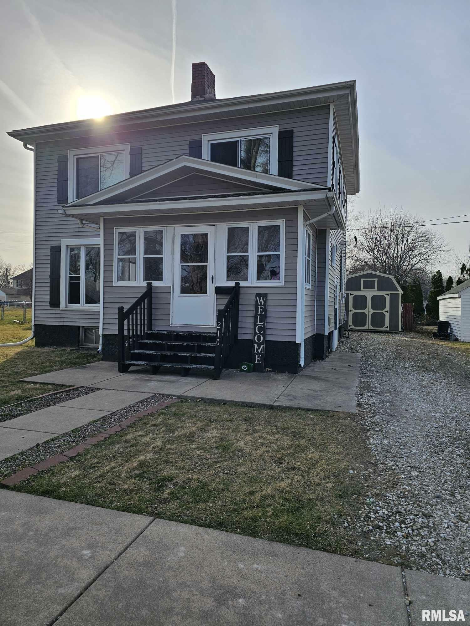 Property Photo:  210 N Timber Street  IL 61448 