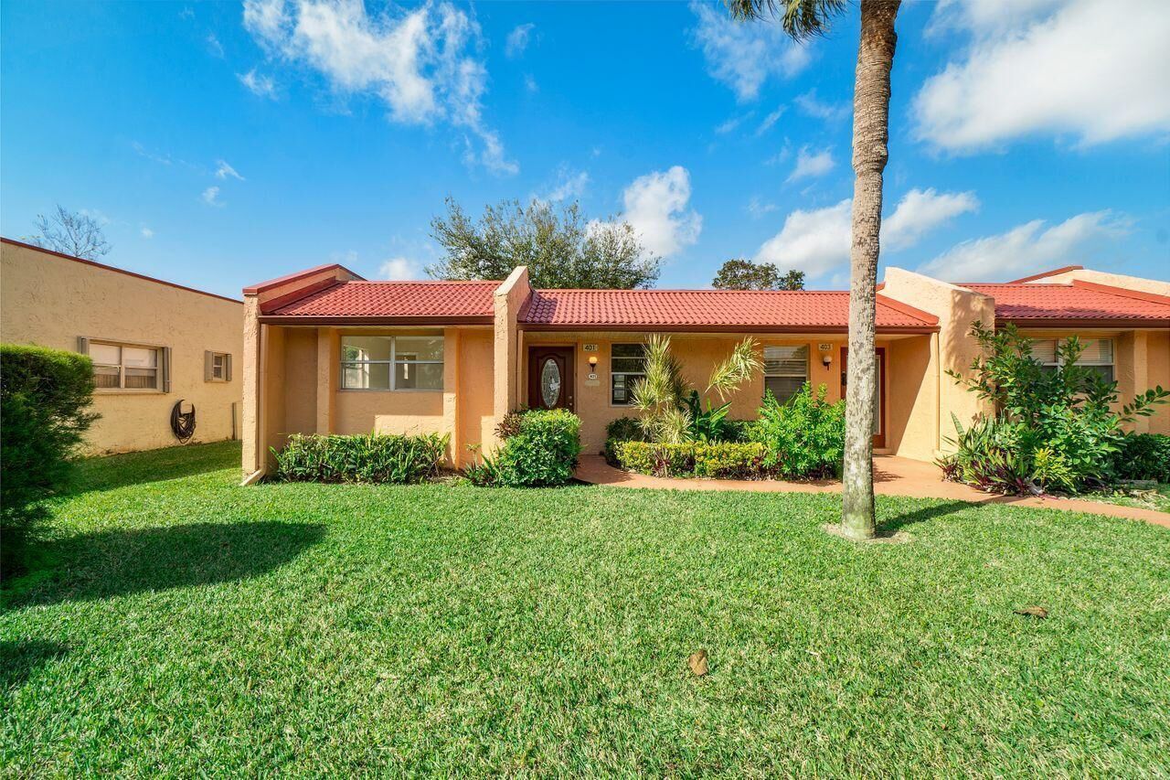 Property Photo:  401 Lake Helen Drive  FL 33411 