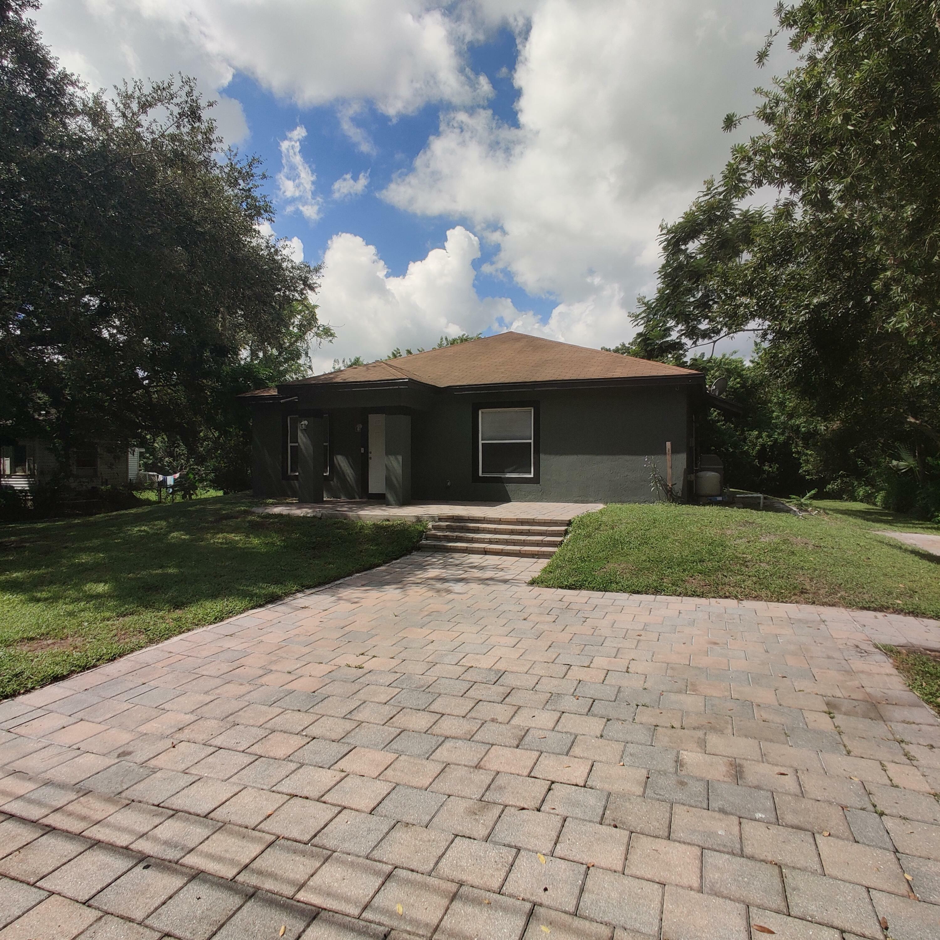 Property Photo:  2953 Dame Road  FL 34981 