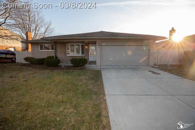 Property Photo: 27602 Oakcrest MI 48183