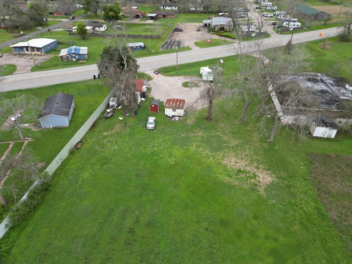 Property Photo: 1208 S Brooks TX 77422