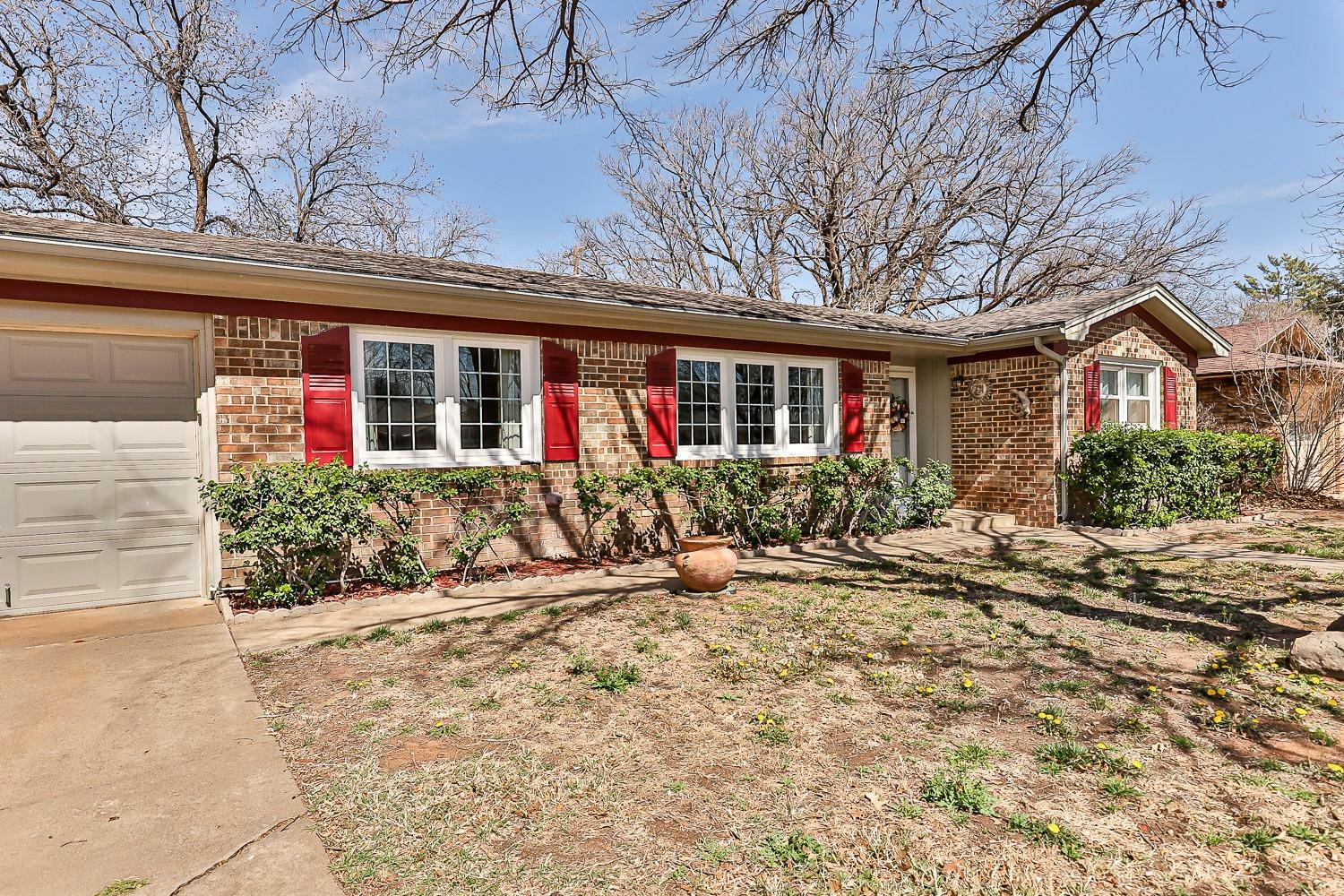 Property Photo:  3418 61st Street  TX 79413 