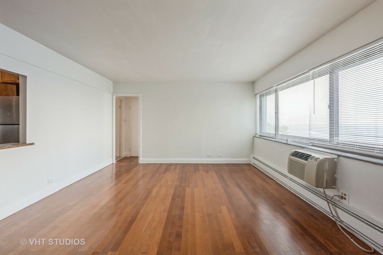 Property Photo: 7337 S South Shore Drive 1103 IL 60649