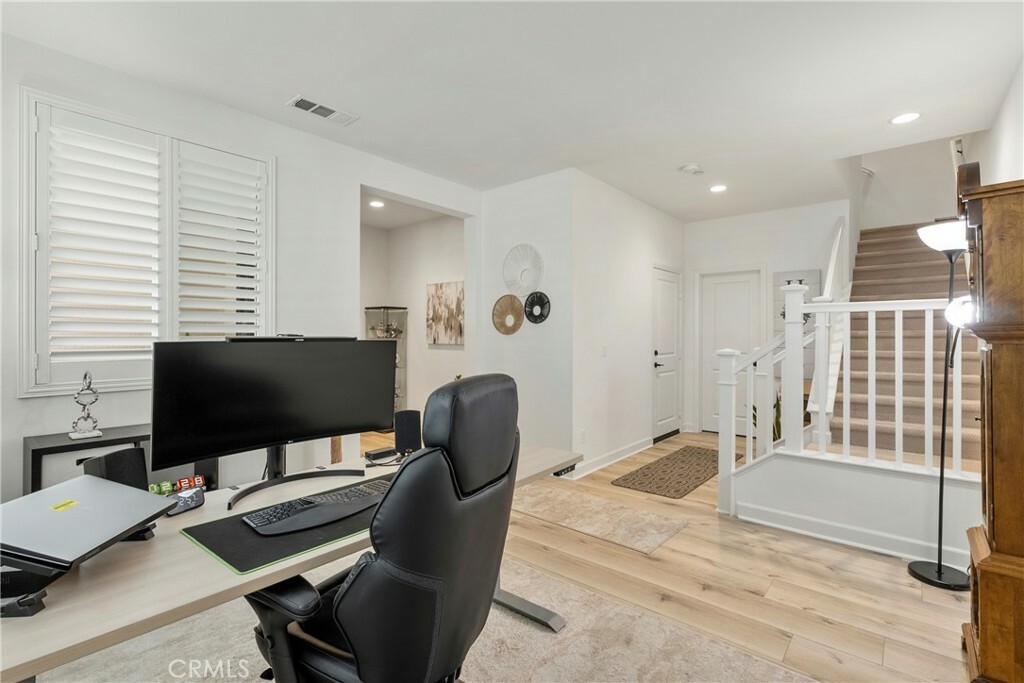 Property Photo:  3900 S Oasis Paseo 33  CA 91761 